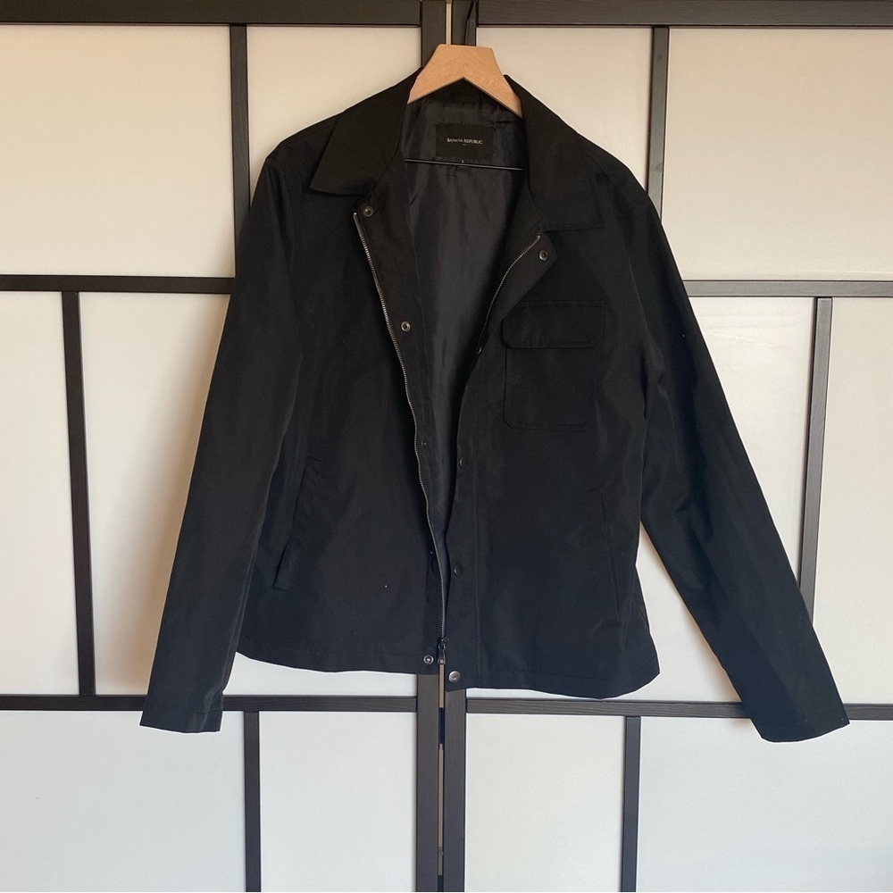 Banana Republic Water Resistant Basic Lightweight… - image 6